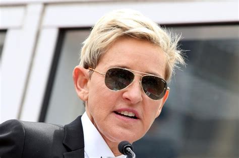 ellen degeneres in glasses